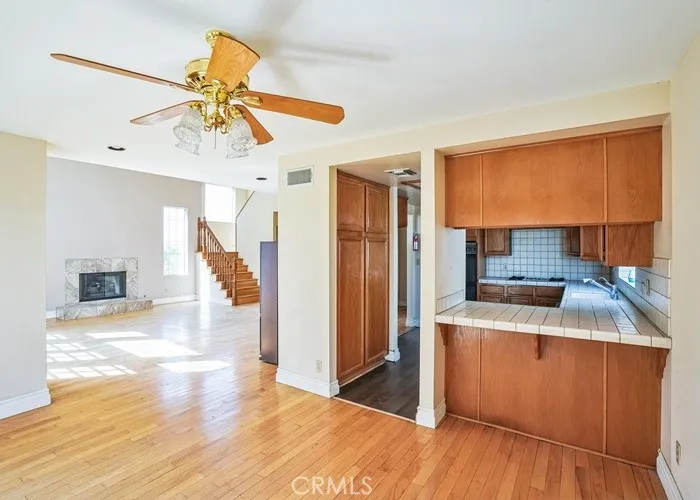 549 Lotus Street, Los Angeles, California 90065 home-pic-8